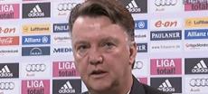 Bayern-Präsident Hoeneß kritisiert Trainer Louis van Gaal