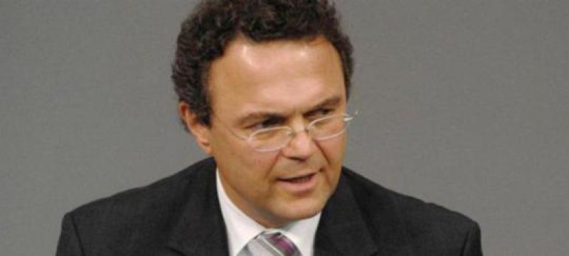 Innenminister Hans-Peter Friedrich fordert Ende der Anonymität im Internet