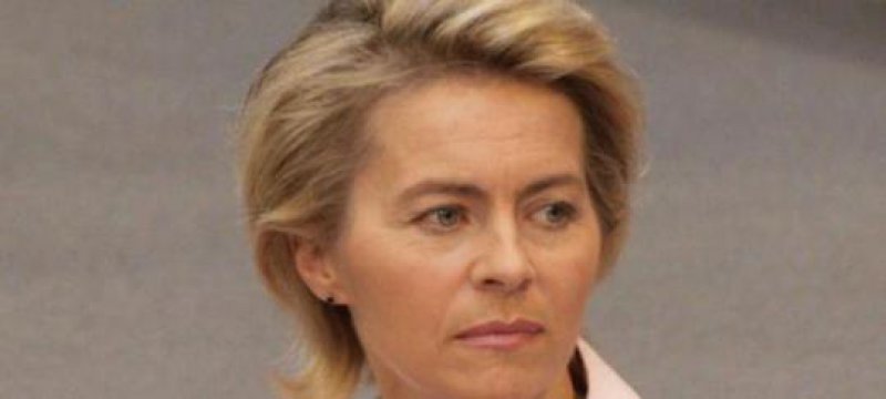 Bundesarbeitsministerin Ursula von der Leyen warnt vor Scheitern Europas