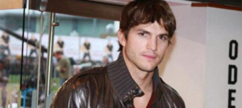 Ashton Kutcher will bei &#8218;Two and a Half Men&#8216; bleiben