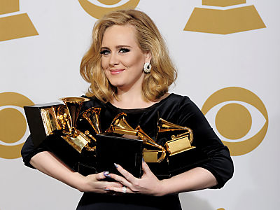 Adele mit sechs Grammys ausgezeichnet