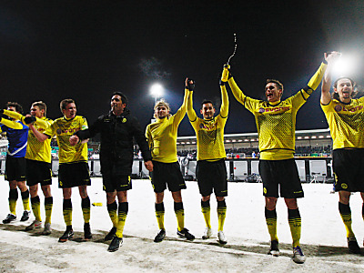Dortmund nach Sieg gegen Kiel im Halbfinale