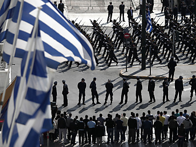 Polizei riegelt Teile Athens für Militärparade ab