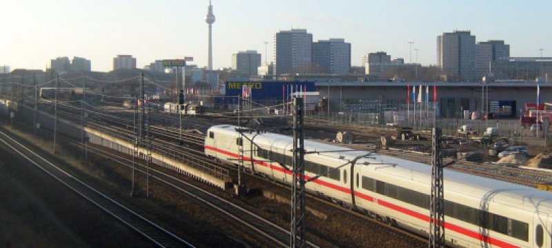 ICE der Deutschen Bahn in Berlin