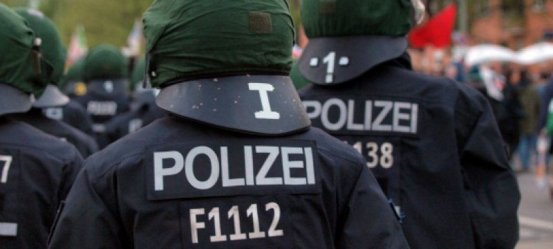 Polizei bei linken Protesten in Berlin