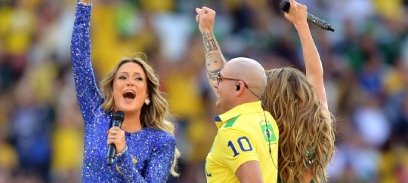 Claudia Leitte, Rapper Pitbull und Jennifer Lopez bei der WM-Eröffnungsfeier am 12.06.2014