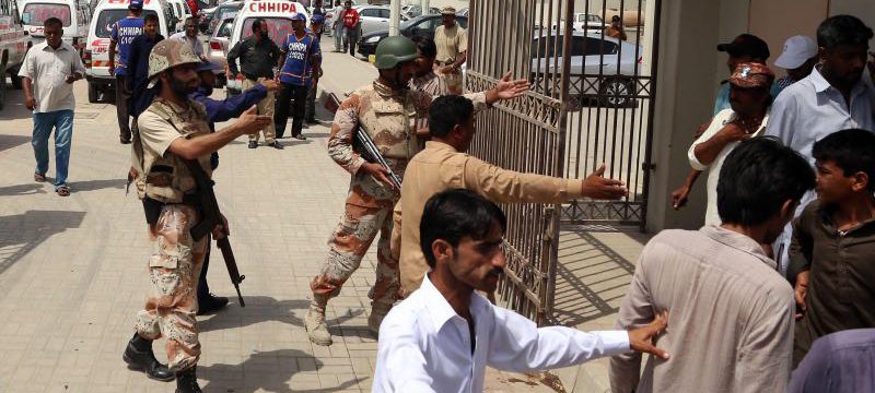 Militär bewacht Krankenhaus in Karachi