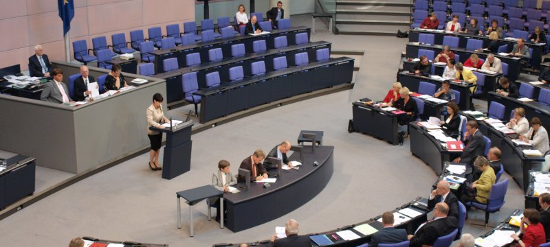 Bundestagssitzung im Plenarsaal des Reichstags