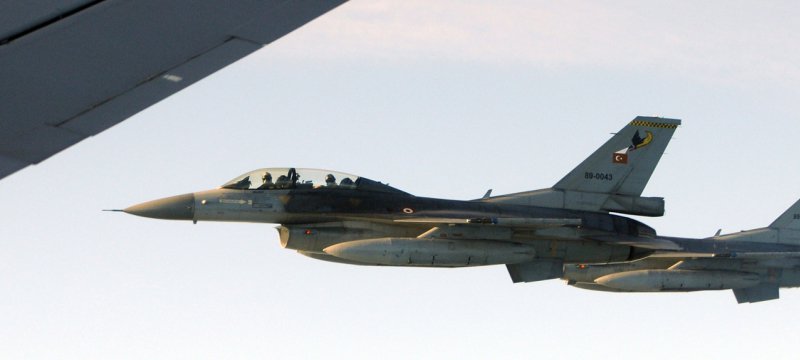 Kampfflugzeuge vom Typ F-16