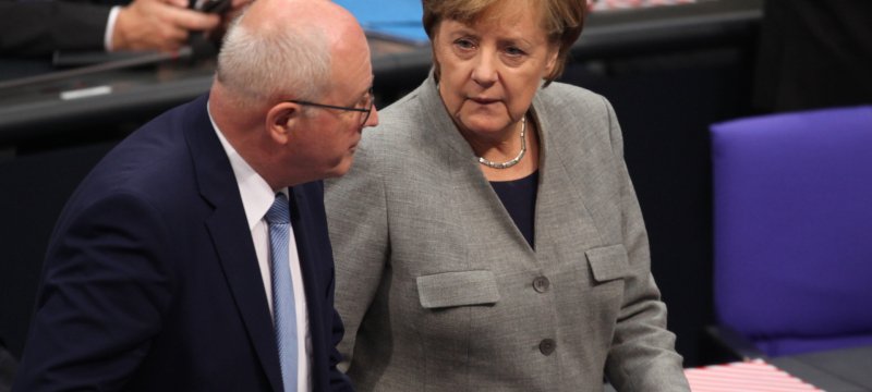 Volker Kauder und Angela Merkel