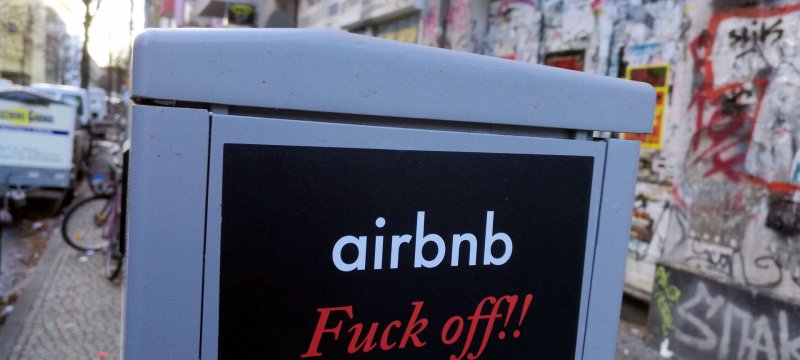 Anti-Airbnb-Sticker