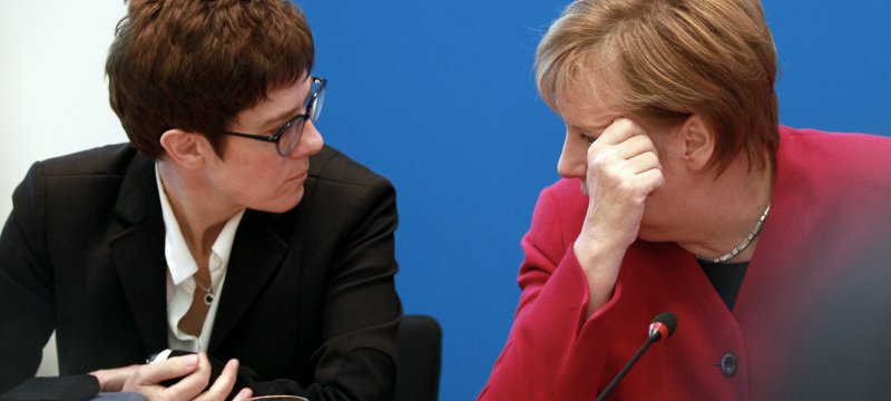 Annegret Kramp-Karrenbauer und Angela Merkel am 29.10.2018