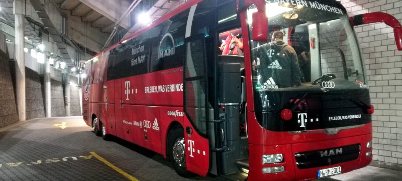 Mannschaftsbus des FC Bayern