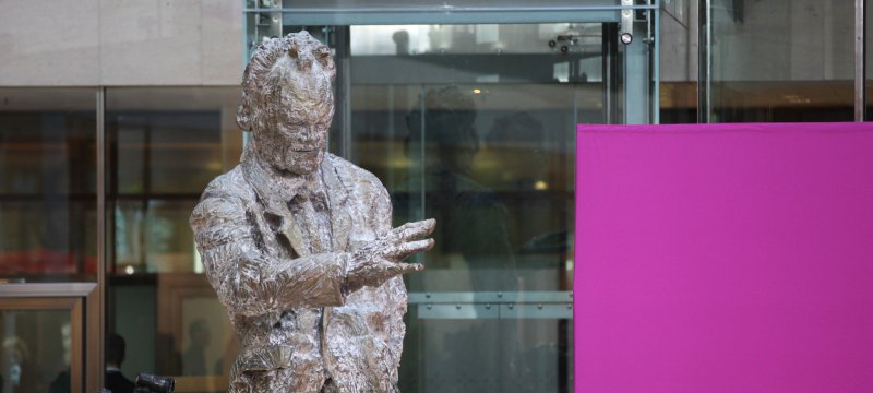 Willy-Brandt-Statue